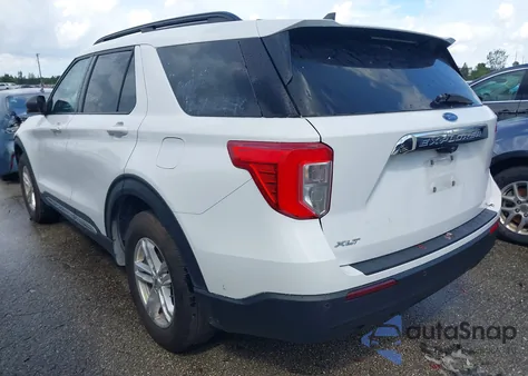 2022 Ford Explorer Xlt z USA, uszkodzony, nr VIN 1FMSK7DH3NGB20204